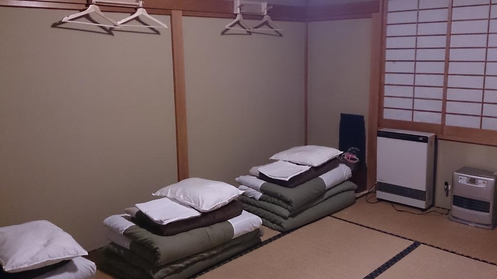 Teishaba Guesthouse&Cafe Fujiyoshida Ngoại thất bức ảnh