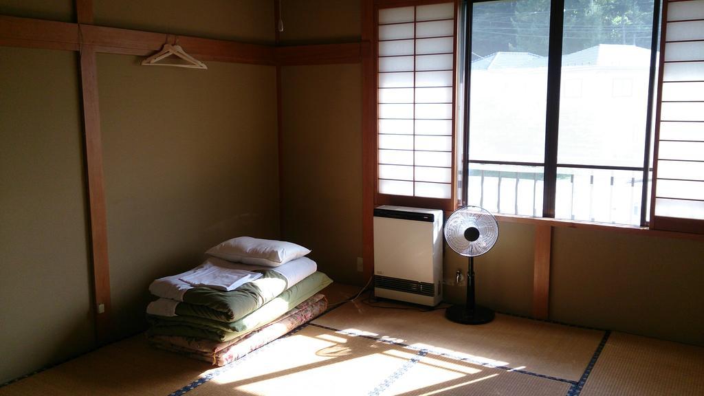 Teishaba Guesthouse&Cafe Fujiyoshida Ngoại thất bức ảnh